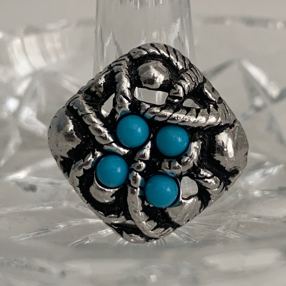 💜 3/$50 vintage Avon adjustable turquoise ring - Picture 4 of 9
